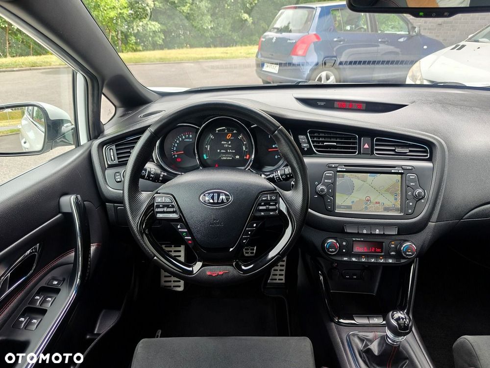 Kia Ceed - 7