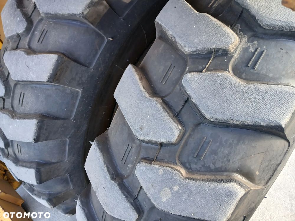 Caterpillar V300B 2300h 14000kg wózek widłowy z Niemiec - 30