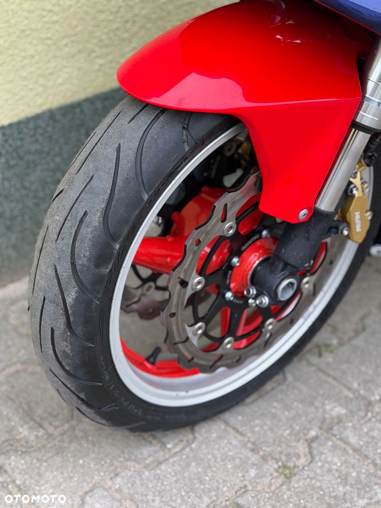 Honda CBR - 29