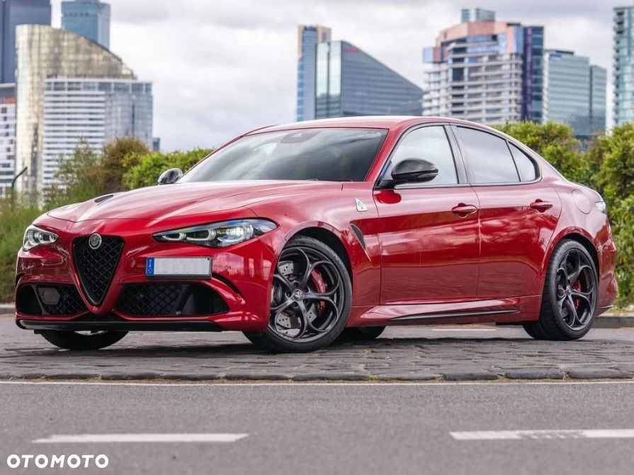 Alfa Romeo Giulia 2.9 Bi Turbo V6 Quadrifoglio - 1