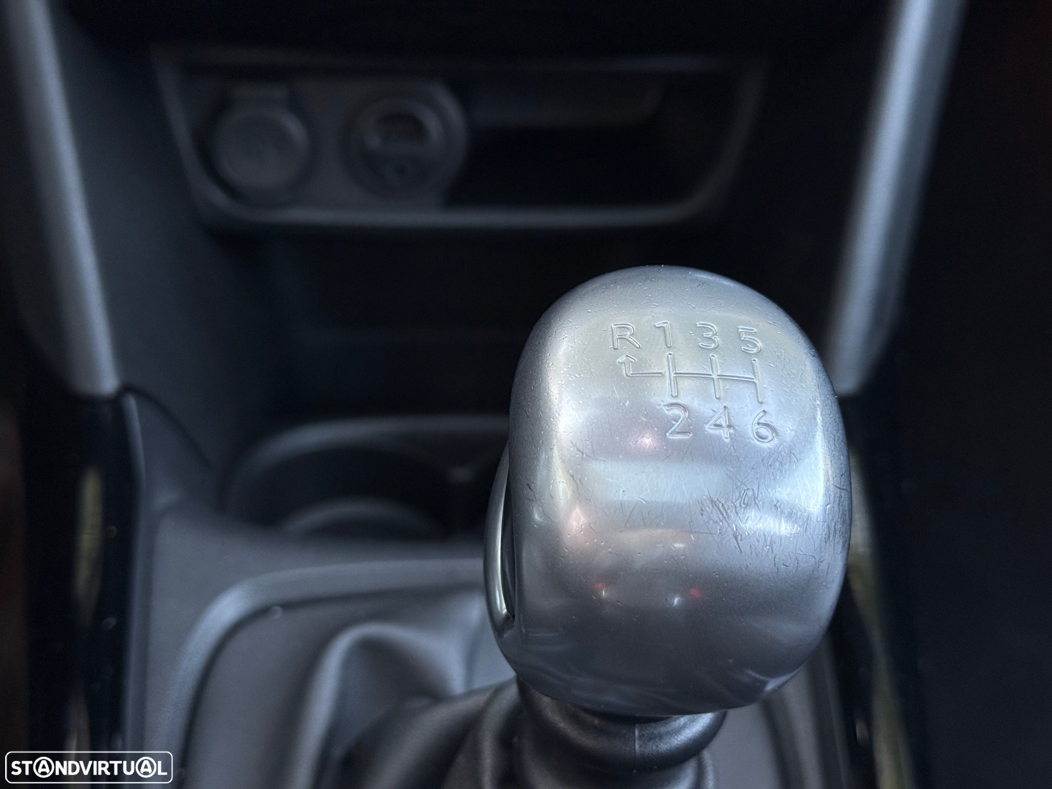 Peugeot 2008 1.6 BlueHDi Allure - 31