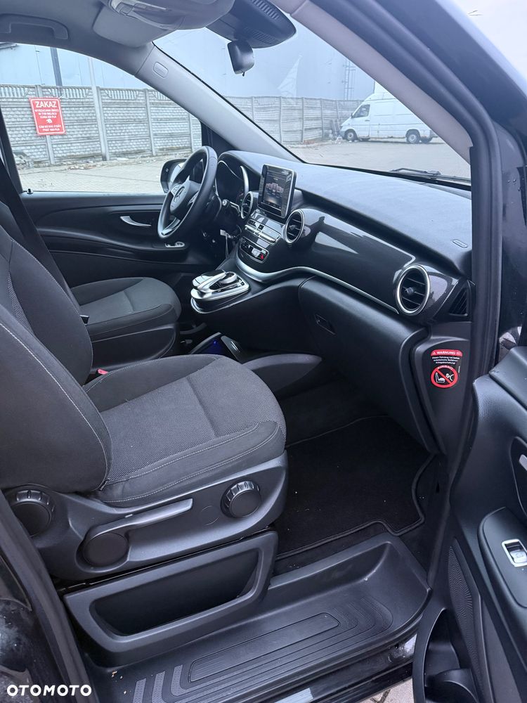 Mercedes-Benz Klasa V 220 d lang 4Matic 7G-TRONIC Exclusive Edition - 9