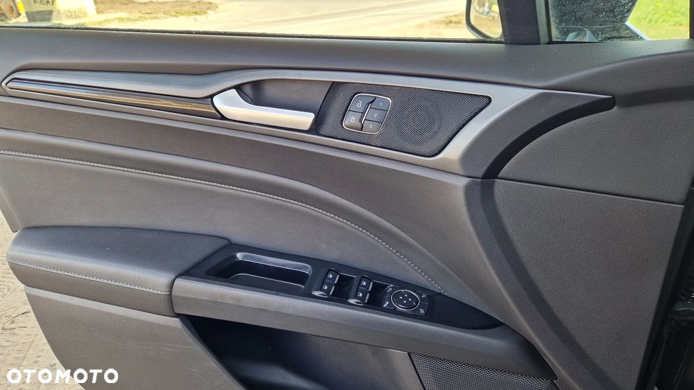 Ford Mondeo 2.0 EcoBlue ST-Line - 21