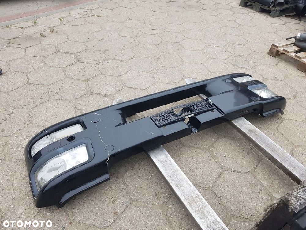 ZDERZAK KOMPLETNY LAMPY MAN TGL , TGM EURO 5 - 6