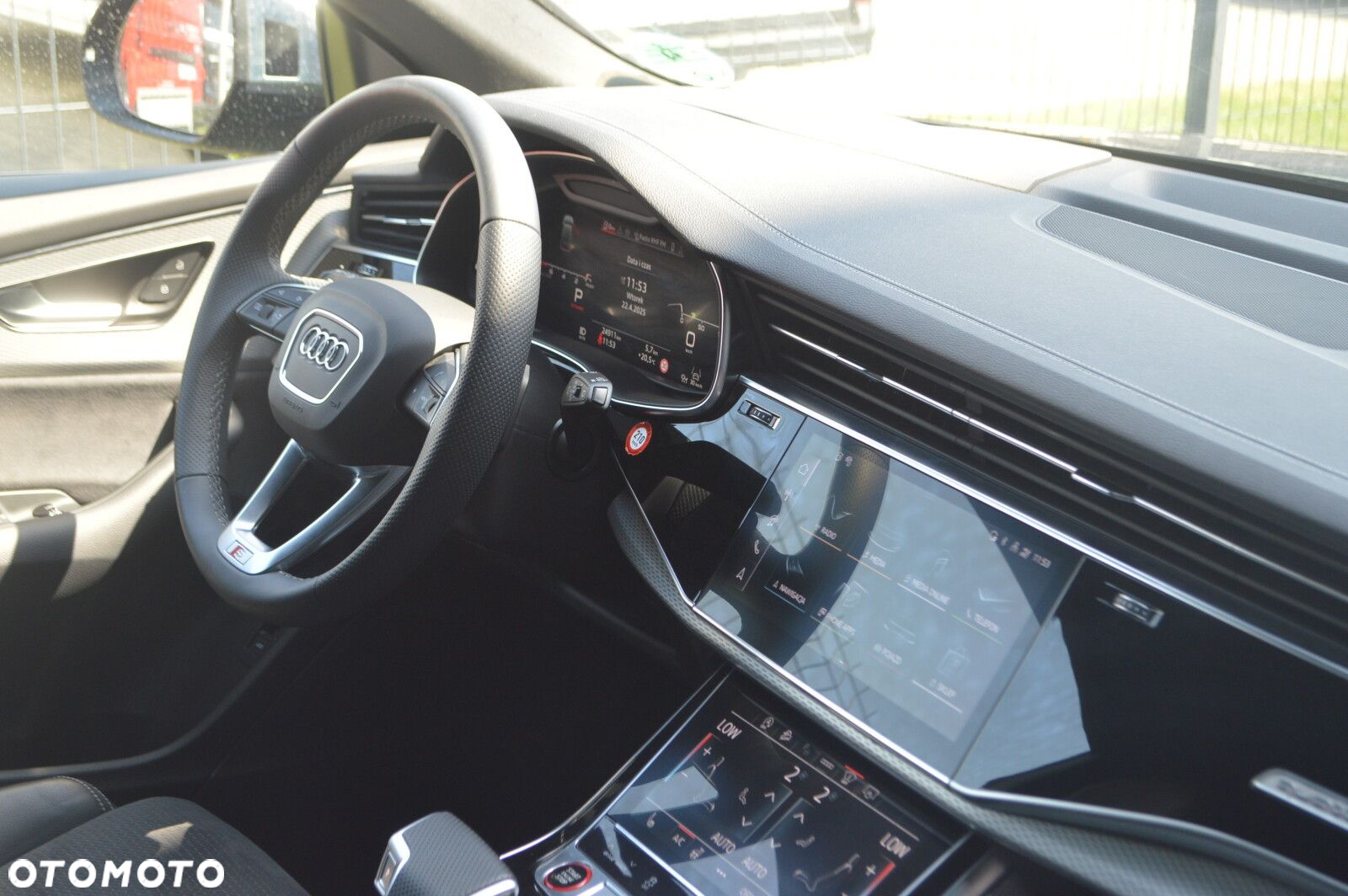 Audi SQ8 - 33