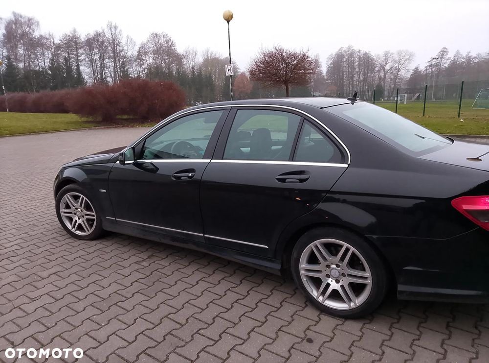 Mercedes-Benz Klasa C 180 Kompressor BlueEFFICIENCY Avantgarde - 7