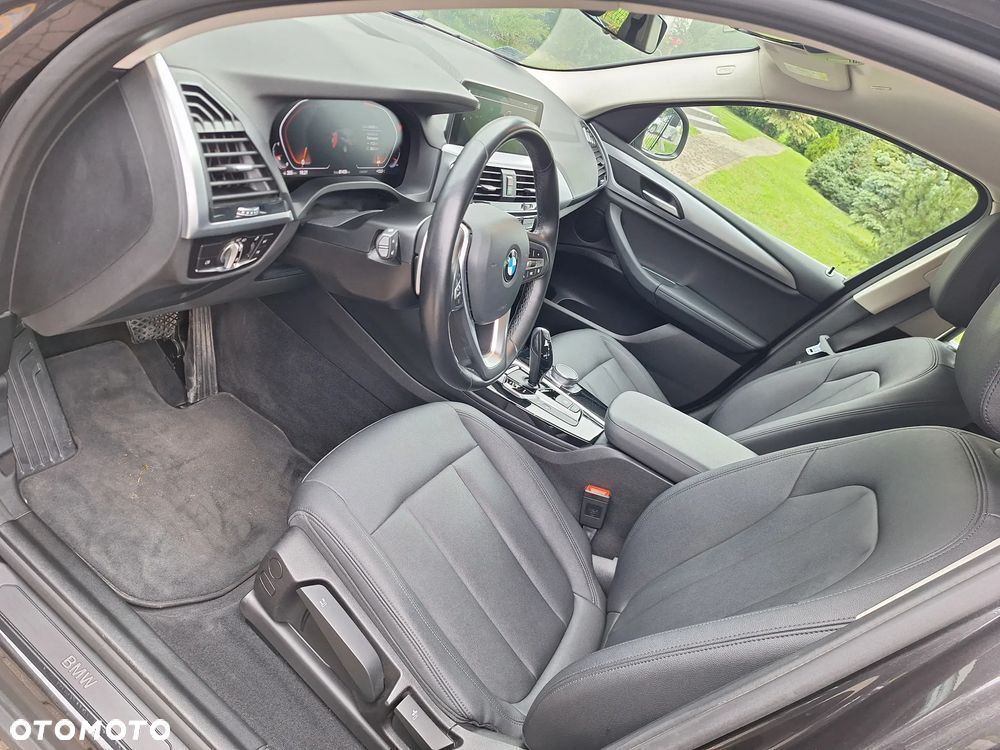BMW X4 xDrive20i GPF sport - 19