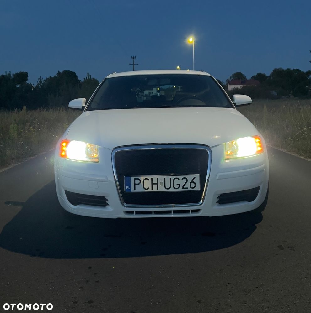 Audi A3 Sportback 2.0 TDI DPF S line Sportpaket - 8
