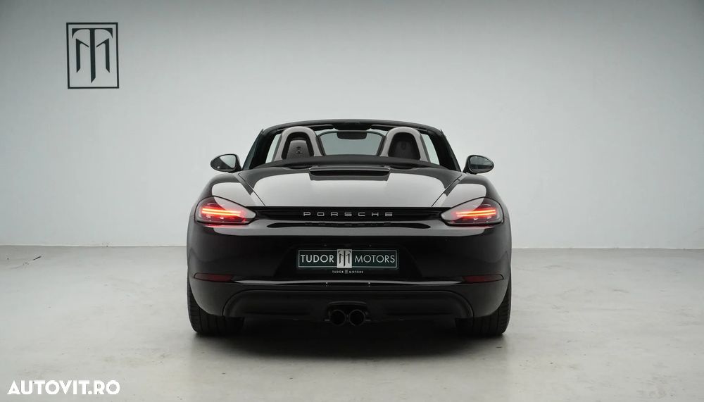 Porsche Boxster 718 T PDK - 10