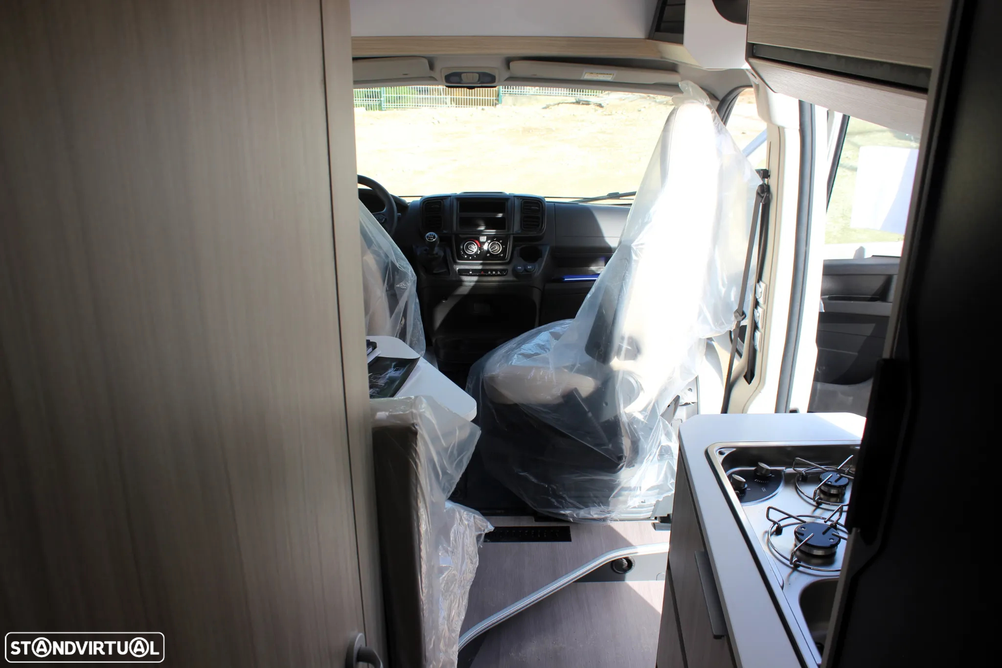 Adria Twin 640 SL - 9