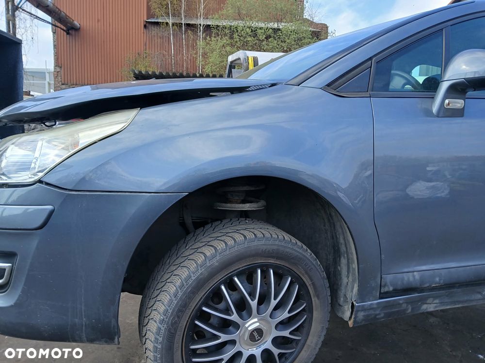 Citroen C4 Błotnik lewy, prawy kod lakieru KTH - 1