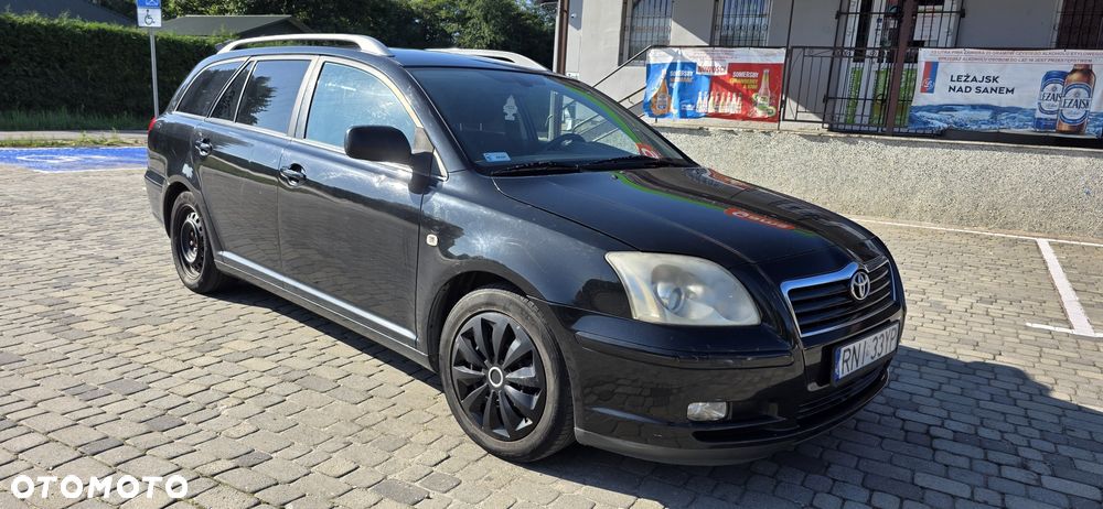Toyota Avensis - 2