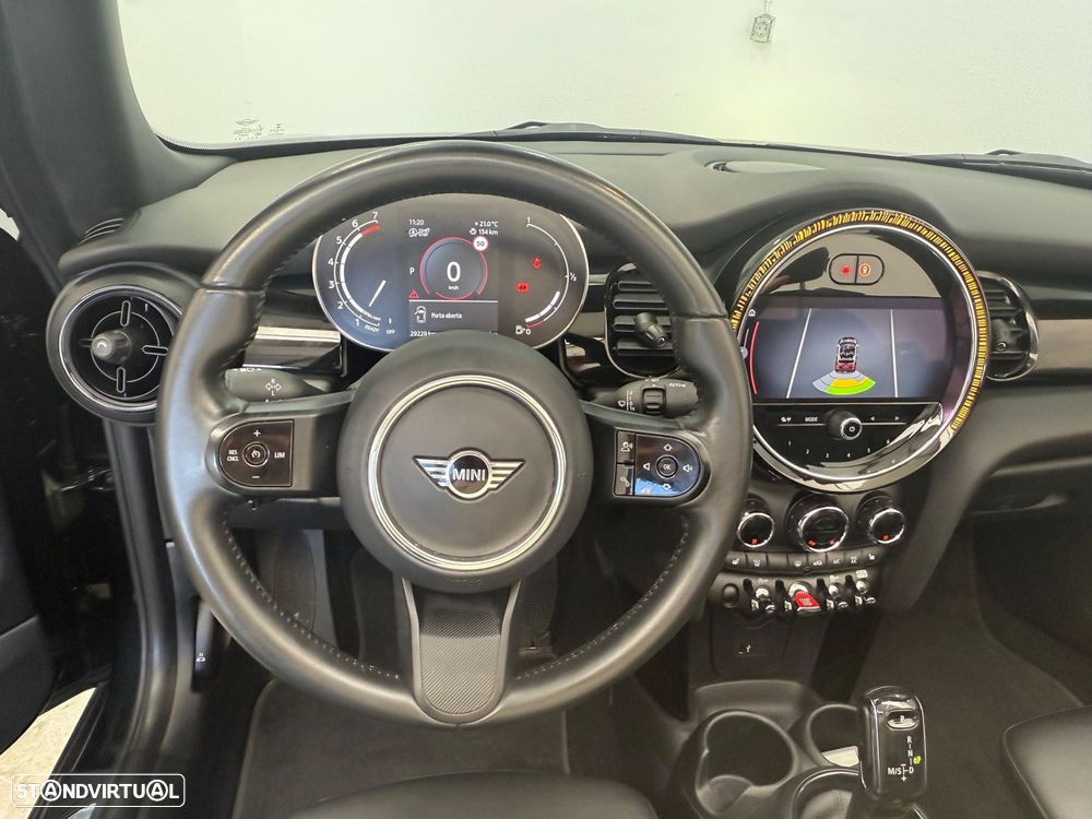 MINI Cabrio Cooper Premium Plus Essential Auto - 8