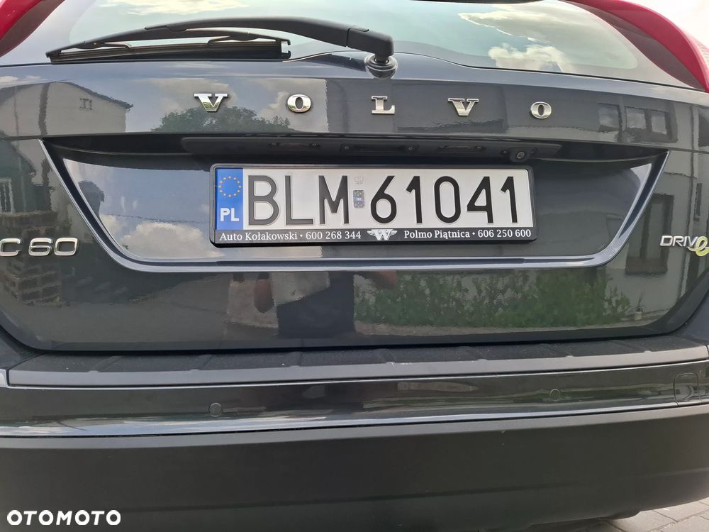 Volvo XC 60 DRIVe Momentum - 21