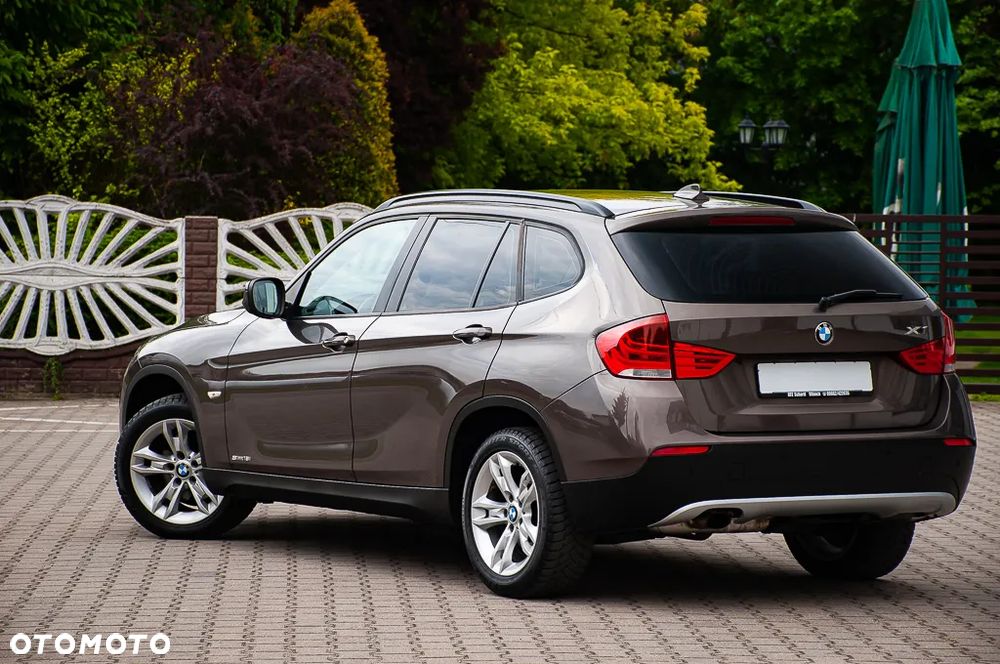 BMW X1 sDrive18i - 27