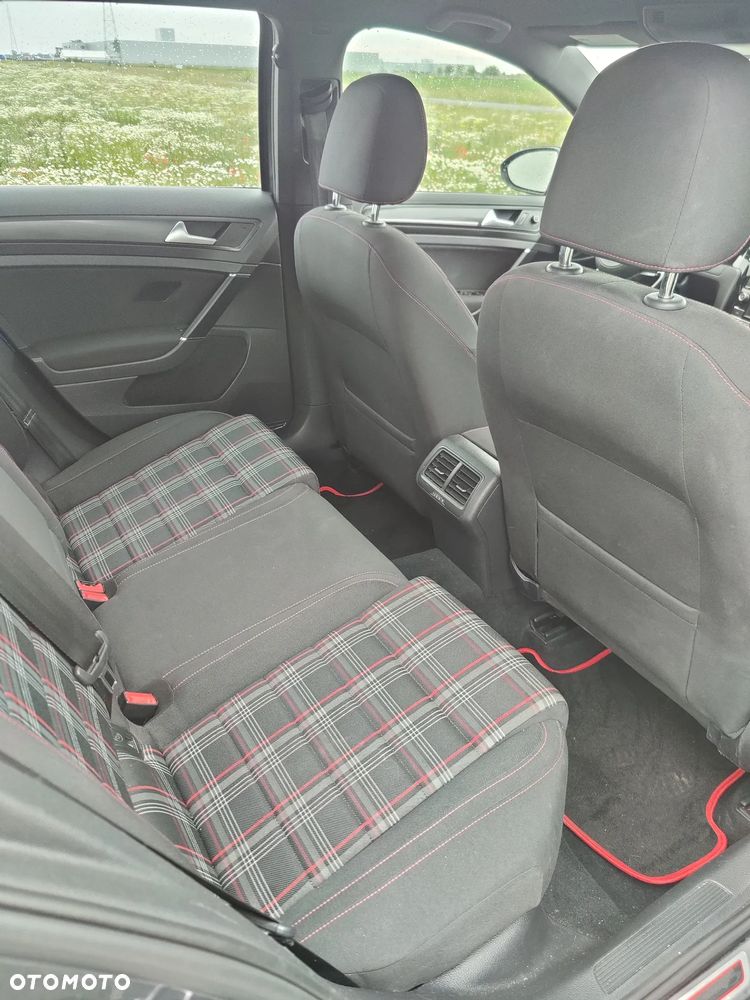 Volkswagen Golf GTI BlueMotion Technology - 14