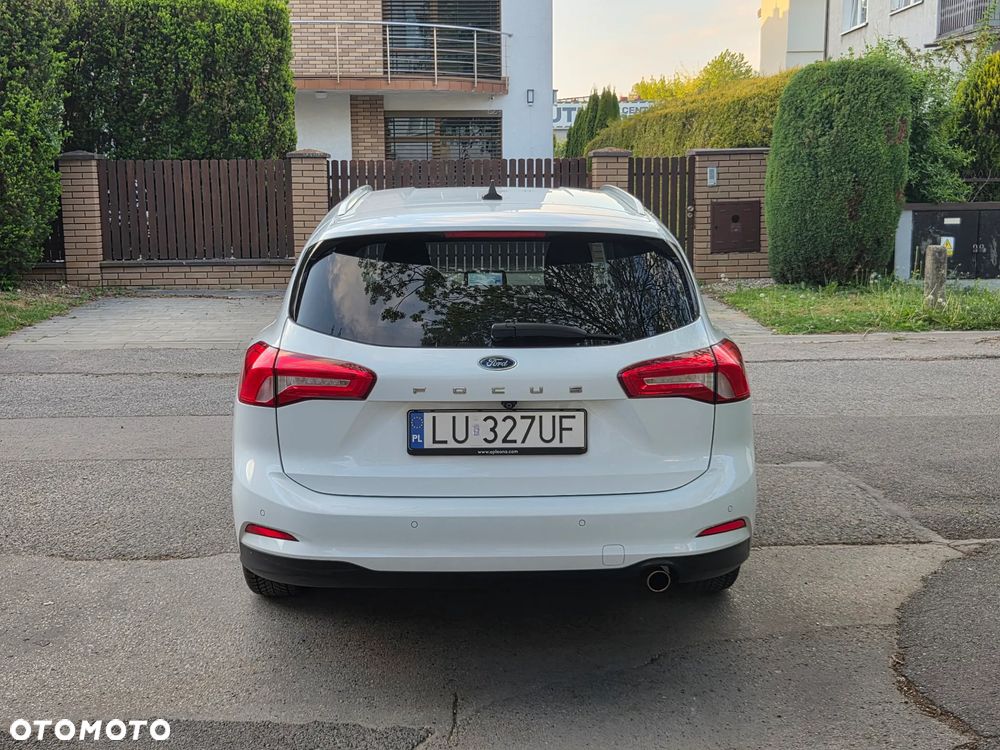 Ford Focus 1.0 EcoBoost Titanium - 6