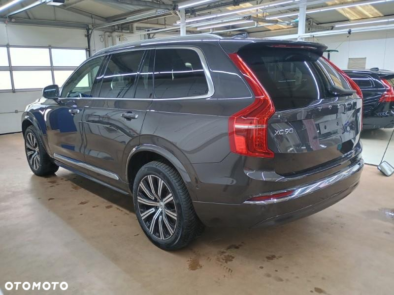 Volvo XC 90 B5 D AWD Plus Bright - 3