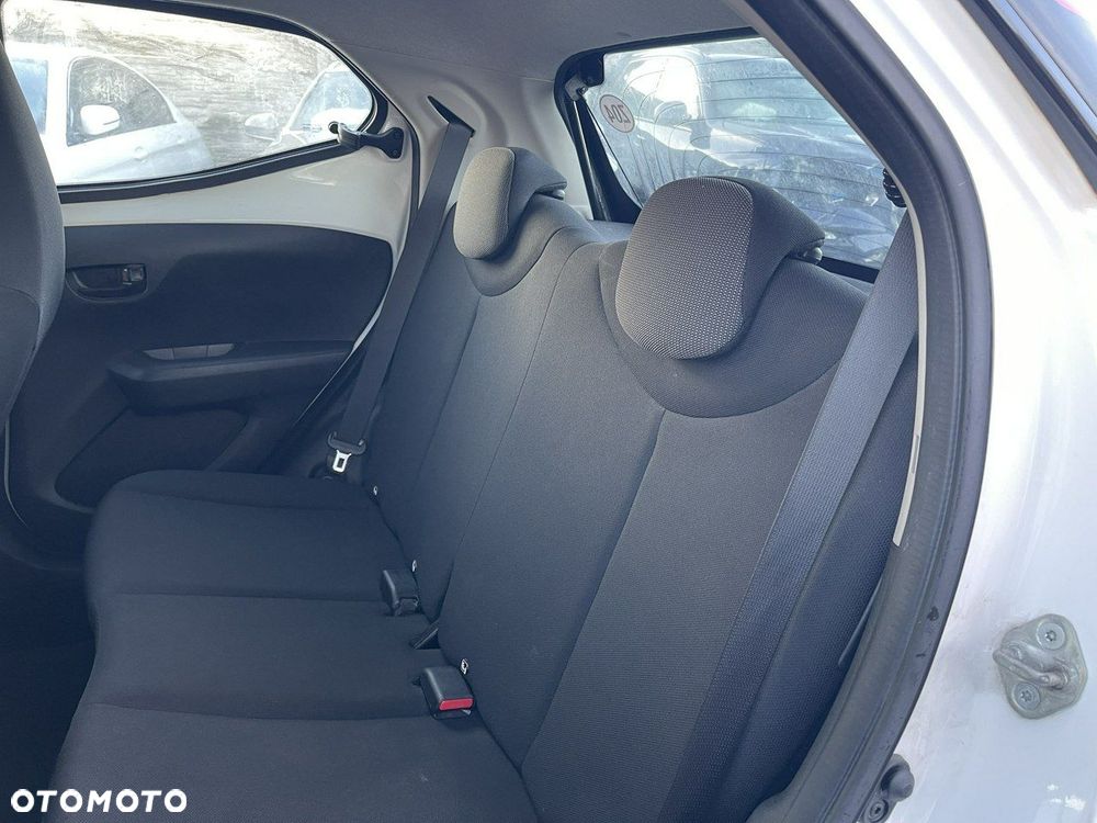 Toyota Aygo 1.0 VVT-i Black Edition - 10