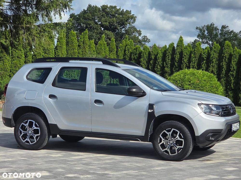 Dacia Duster 1.6 SCe Laureate S&S - 4