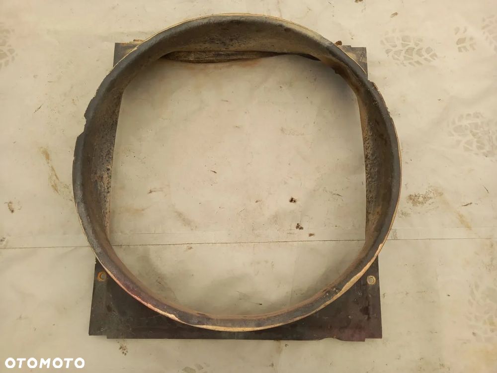 Osłona wentylatora chłodnicy McCormick XTX200 - 1