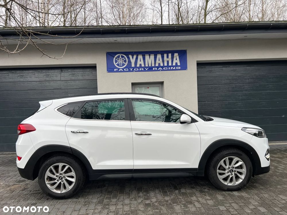 Hyundai Tucson 1.7 CRDI BlueDrive Style 2WD - 8