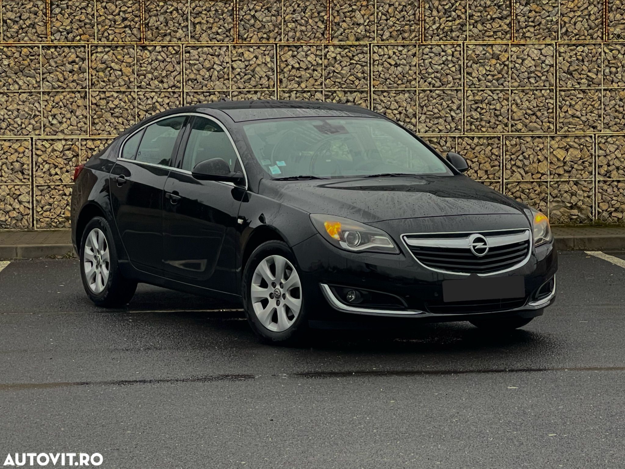 Opel Insignia - 1