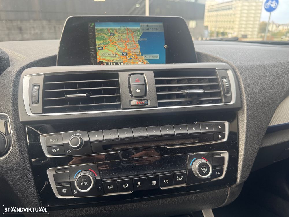 BMW 116 d Pack M Auto - 11