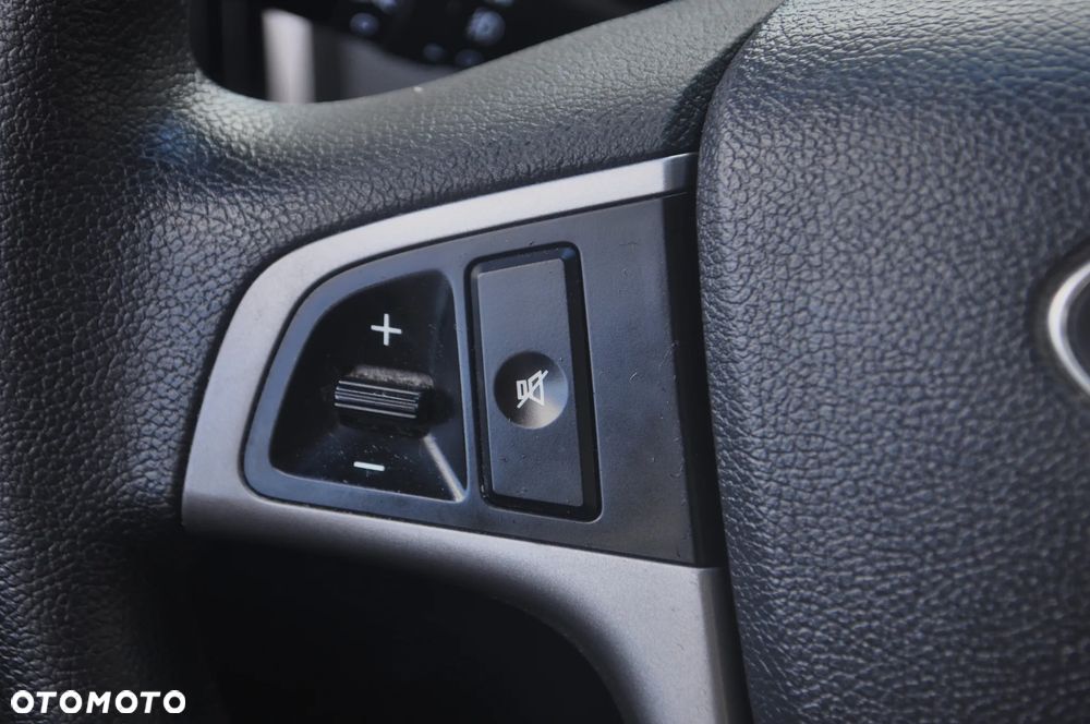 Hyundai i20 1.2 Intro Edition - 16