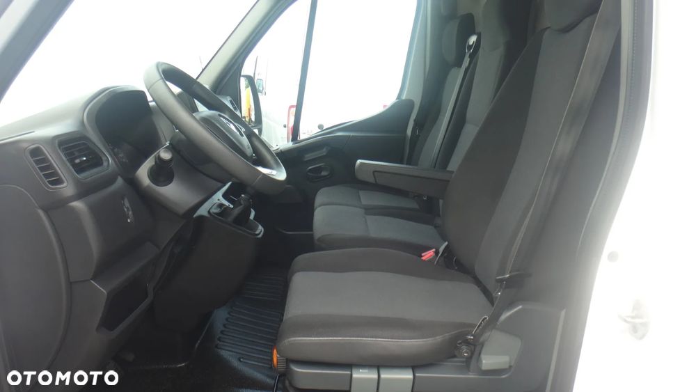 Renault Master - 9