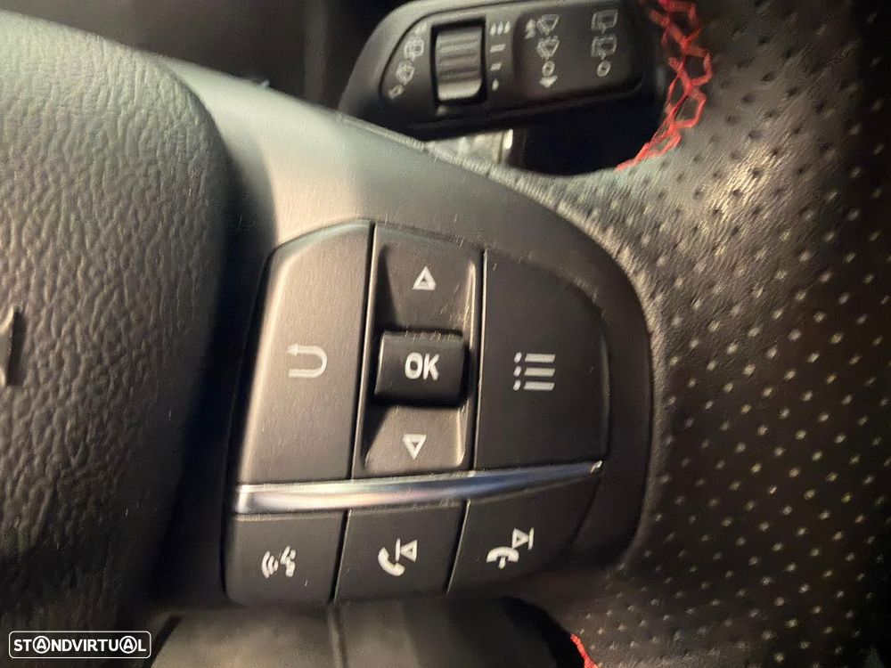 Ford Focus 1.0 EcoBoost MHEV ST-Line - 24