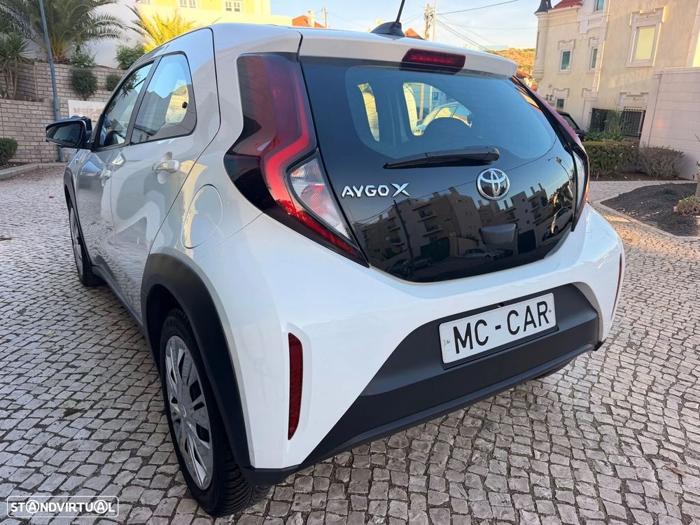Toyota Aygo x-play - 6