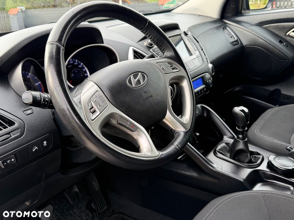 Hyundai ix35 1.7 CRDi Premium 2WD - 24