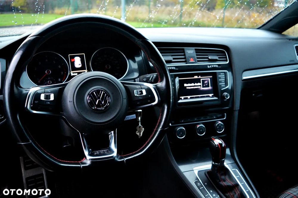 Volkswagen Golf GTI BlueMotion Technology DSG - 5