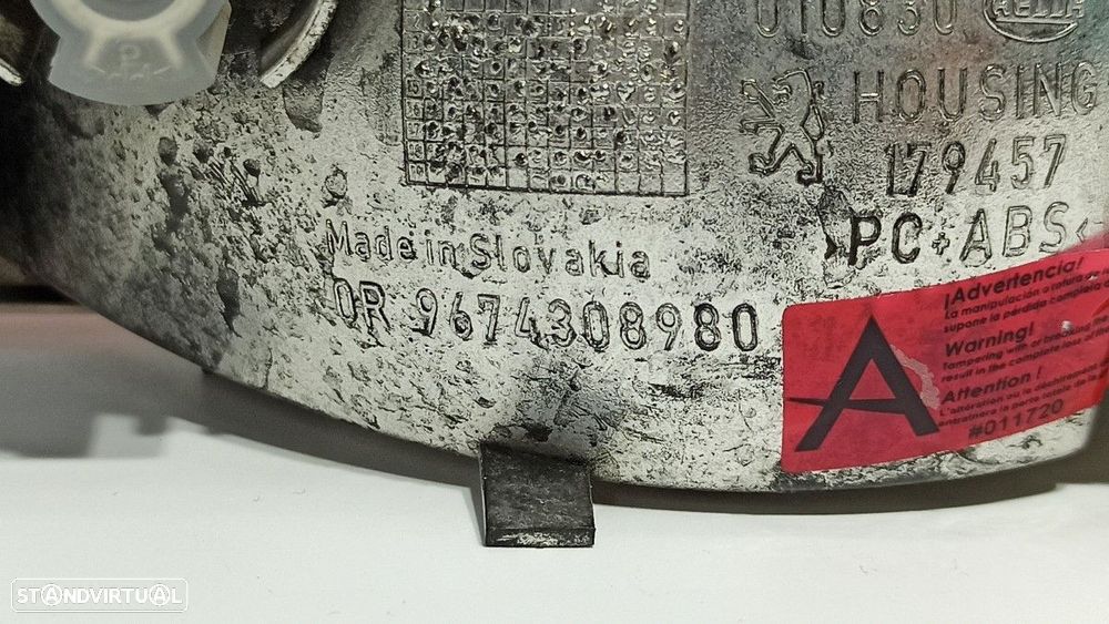 FAROLIM TRASEIRO CENTRAL PEUGEOT 208 (P2) ALLURE - 2