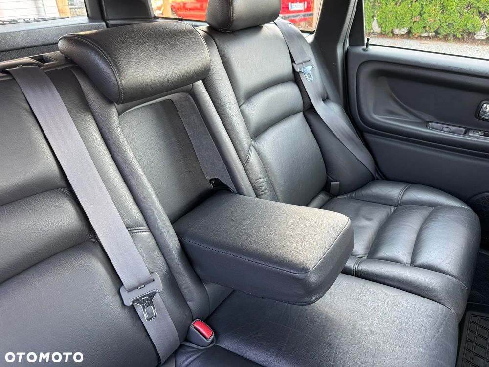 Volvo V70 2.4 T - 32