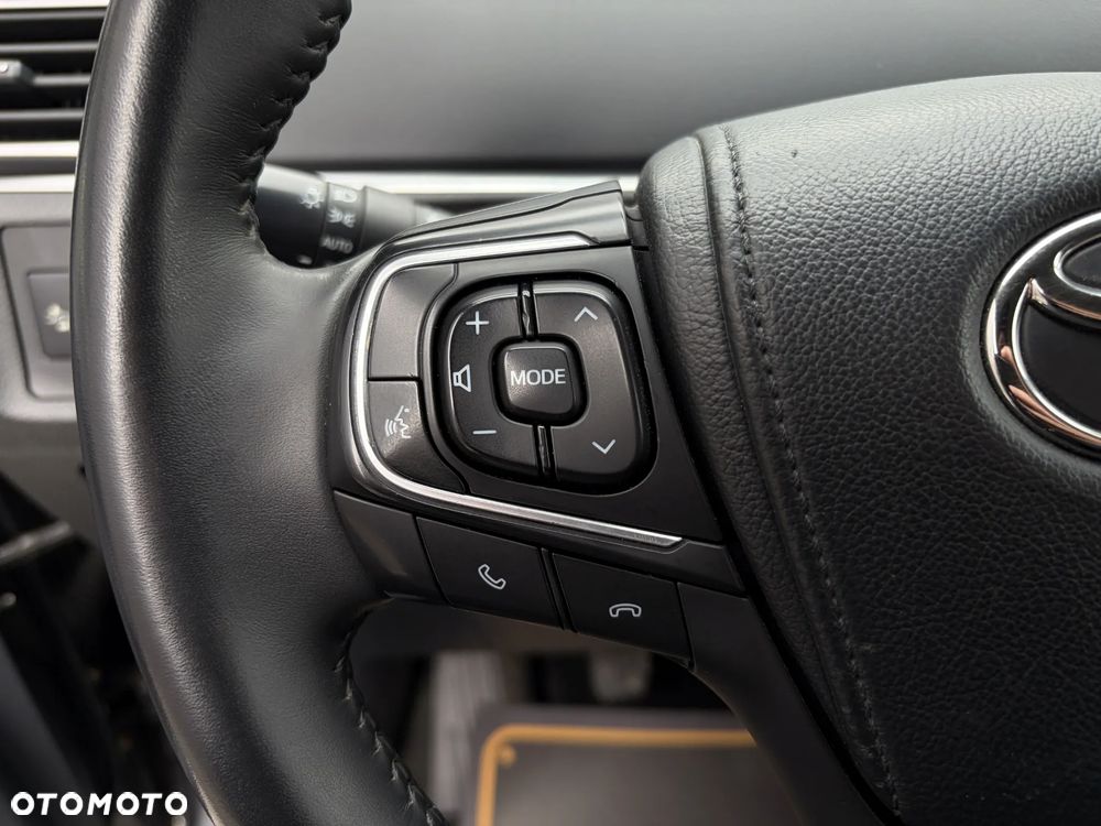 Toyota Verso 1.6 7-Sitzer Life - 21