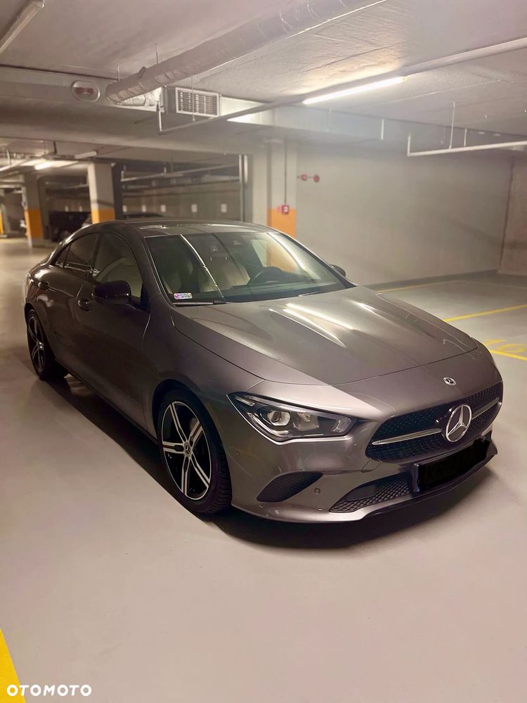 Mercedes-Benz CLA 180 7G-DCT - 3