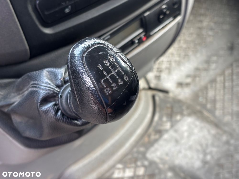 Mercedes-Benz 313 CDI Furgon L2H2 średni dach - 20