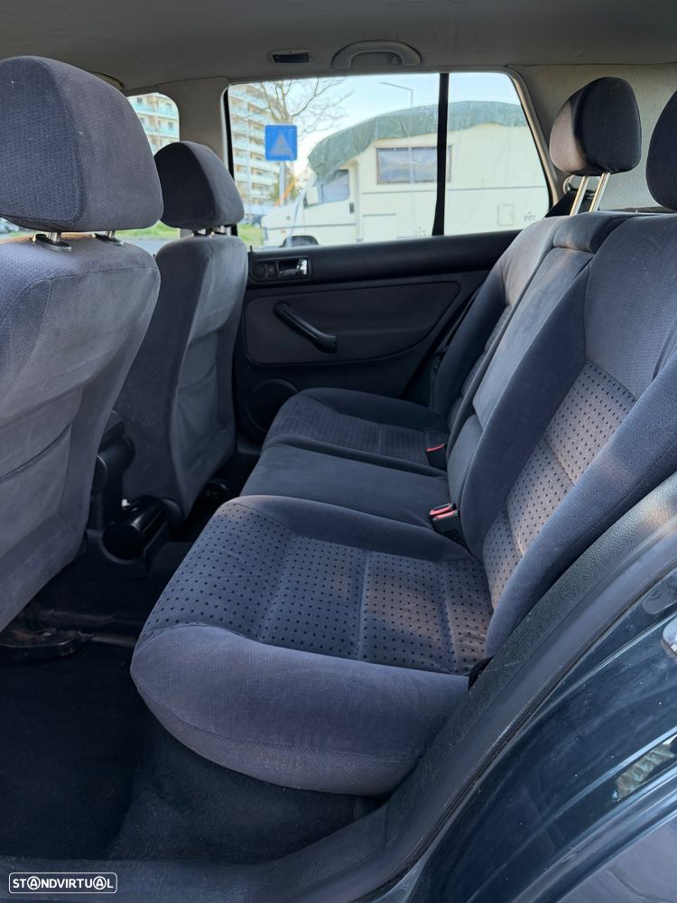 VW Golf 1.4i Confortline - 5