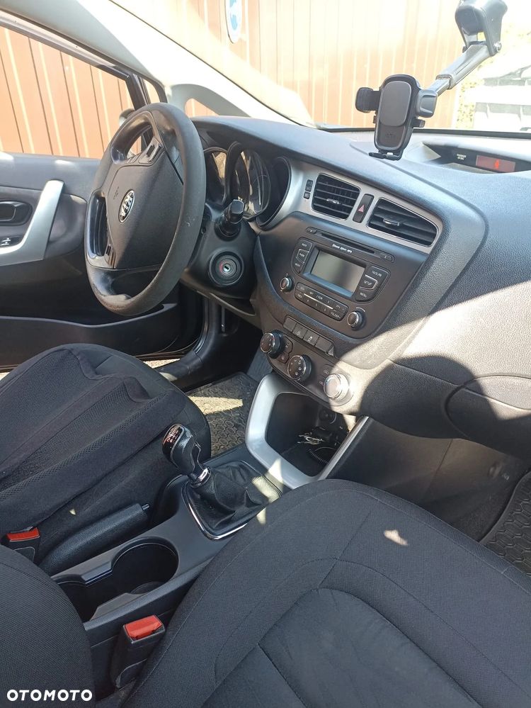 Kia Ceed 1.6 CRDi M - 8