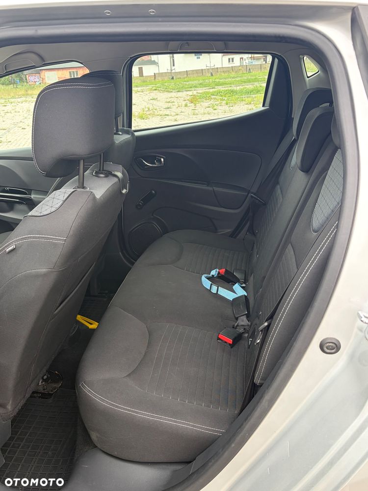 Renault Clio - 6