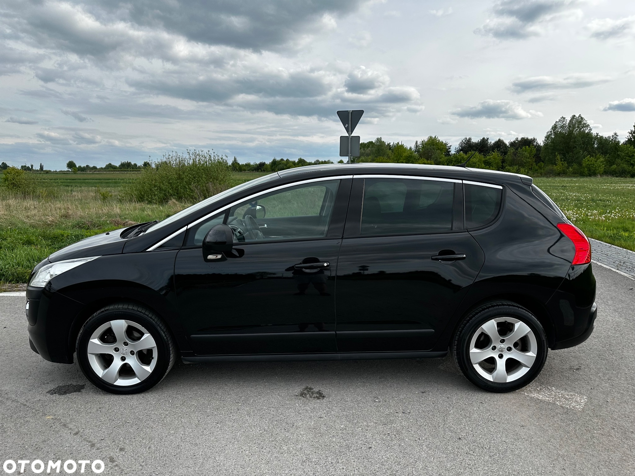 Peugeot 3008 1.6 HDi Premium - 9