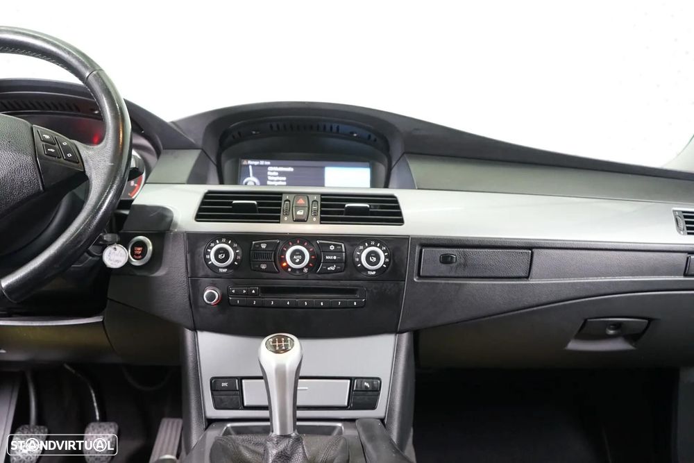 BMW 520 d Sport - 16