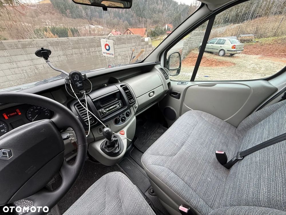 Renault Trafic - 10
