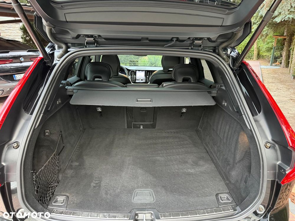 Volvo XC 60 B4 D Geartronic RDesign - 14