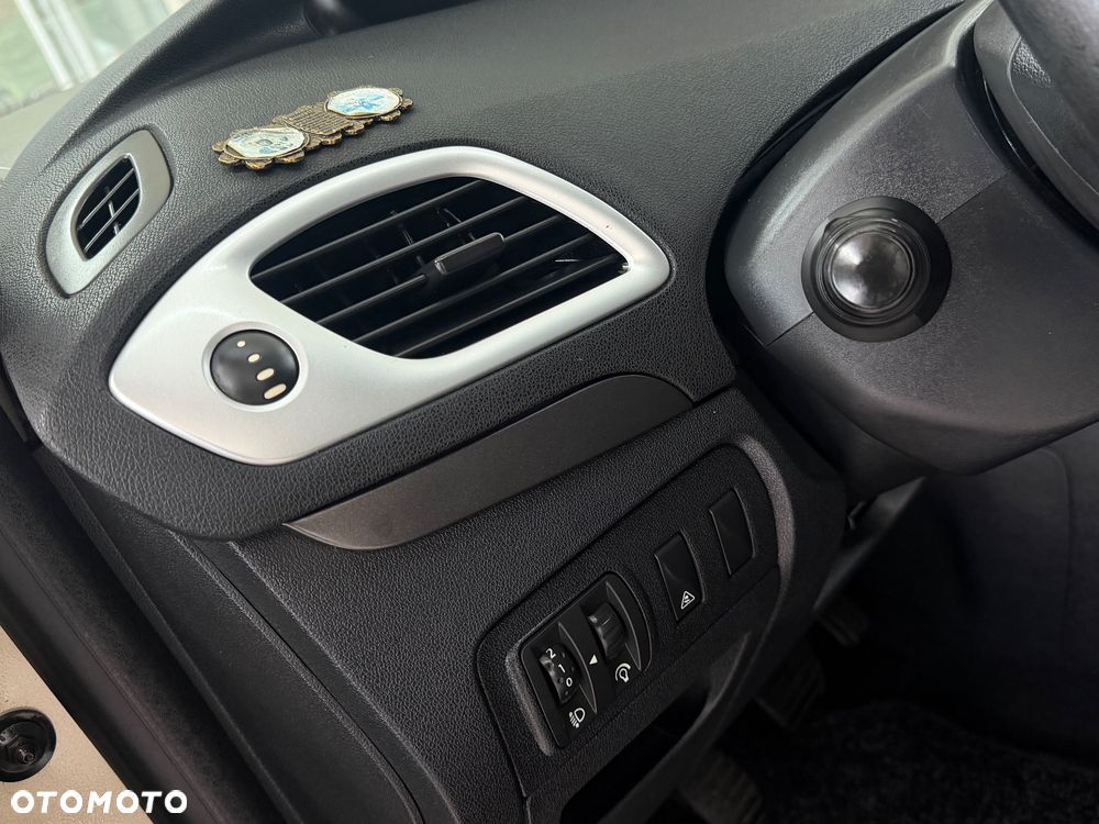 Renault Scenic - 28