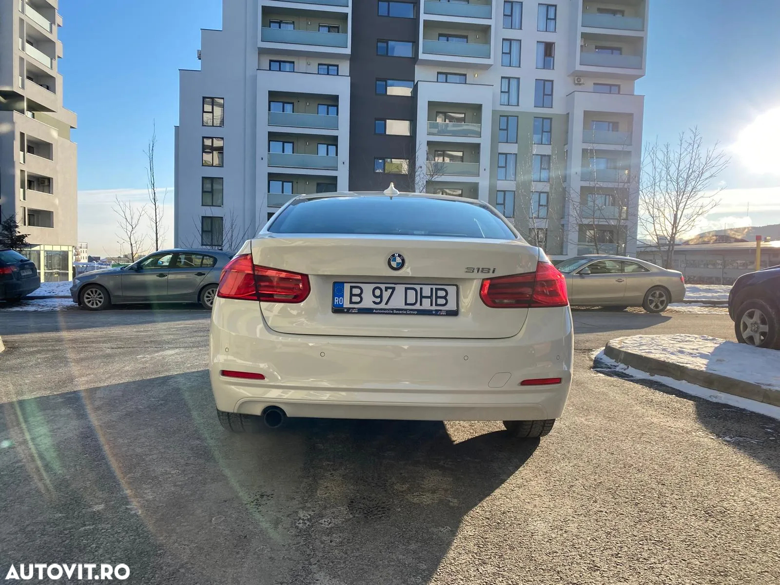 BMW Seria 3 318i - 5