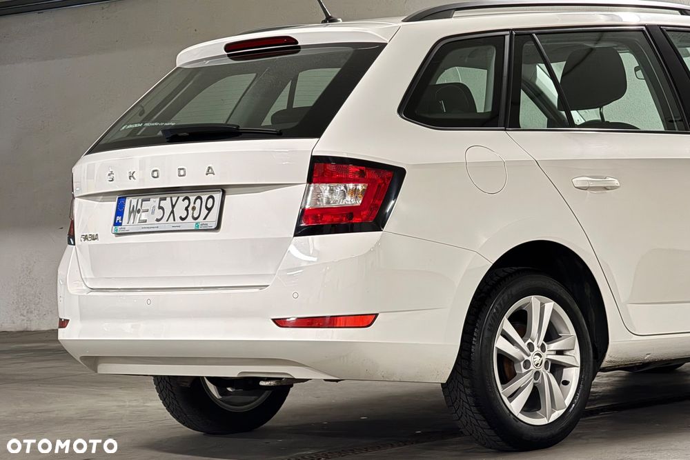 Skoda Fabia 1.0 TSI Ambition - 28