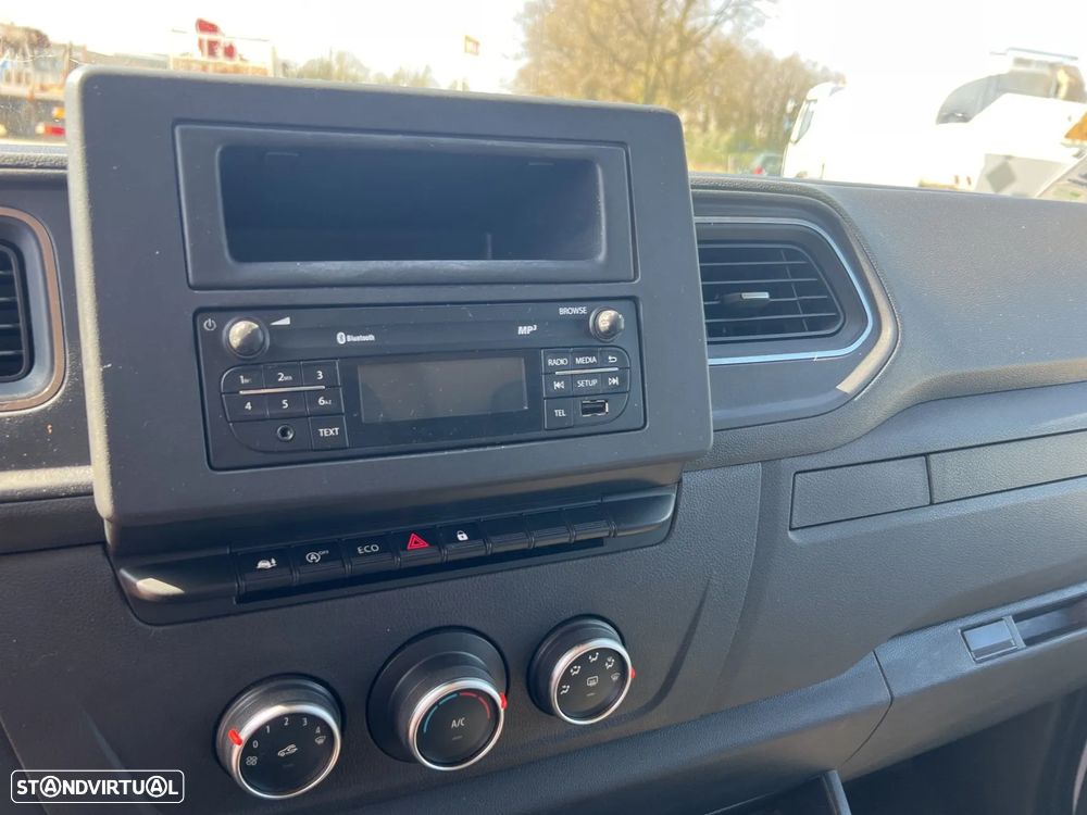 Renault Master III 2.3 dCi Plataforma Elevatória/Barquinha - 10